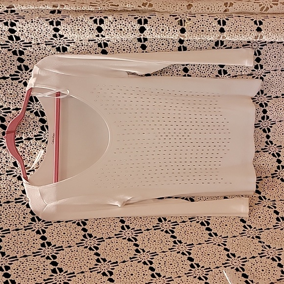 Calvin Klein top - Picture 1 of 5